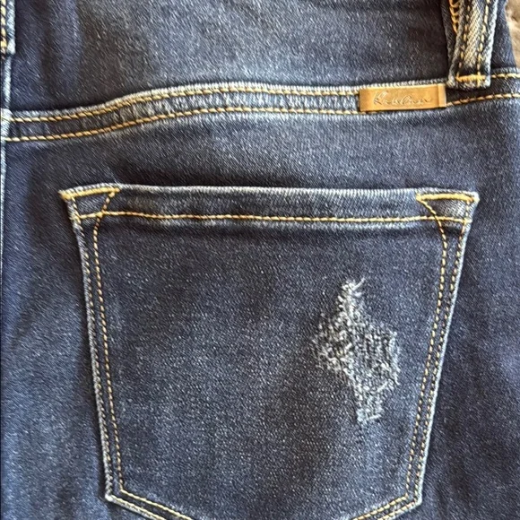 NWT KanCan Women's High Rise Bellbottom Flare Jeans in Dark Blue - Picture 11 of 12